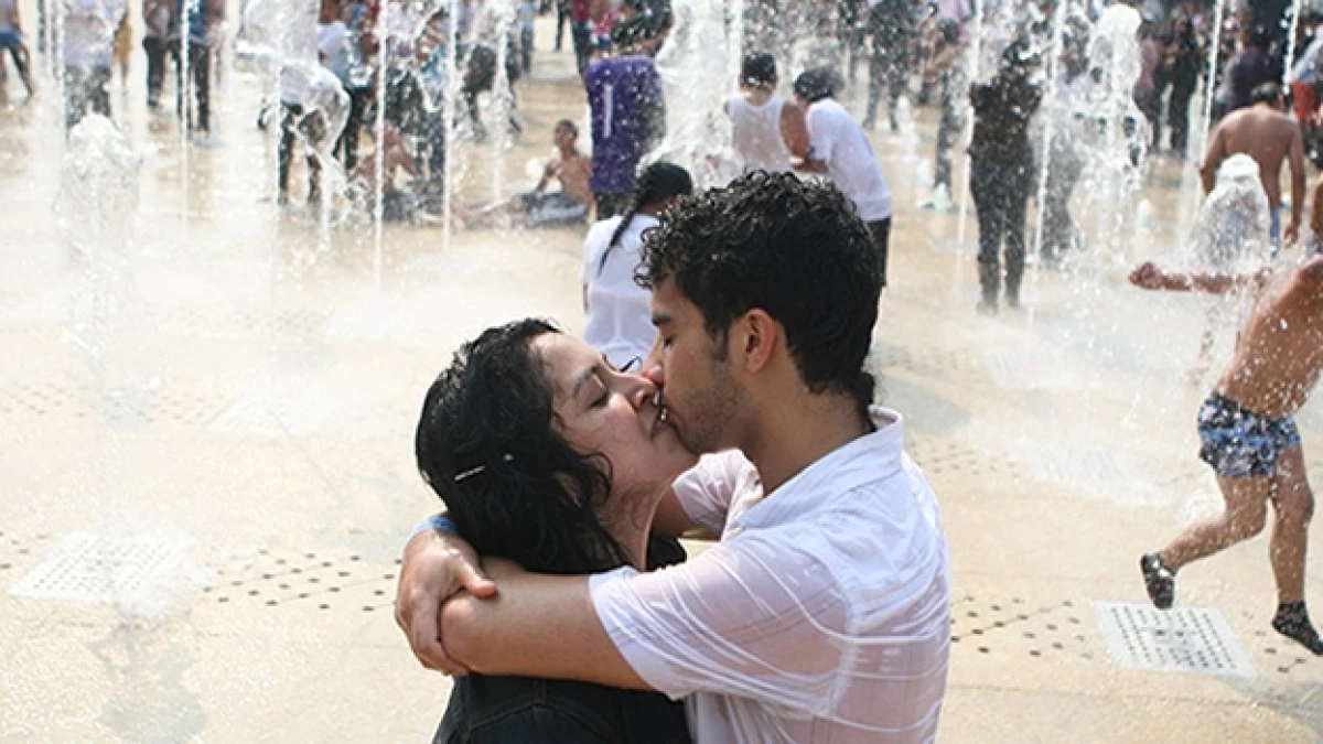ola de calor, fuente, pareja, amor,