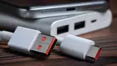 Las memorias USB están en declive, pero no desaparecen: solo se transforman y es gracias a la industria 
