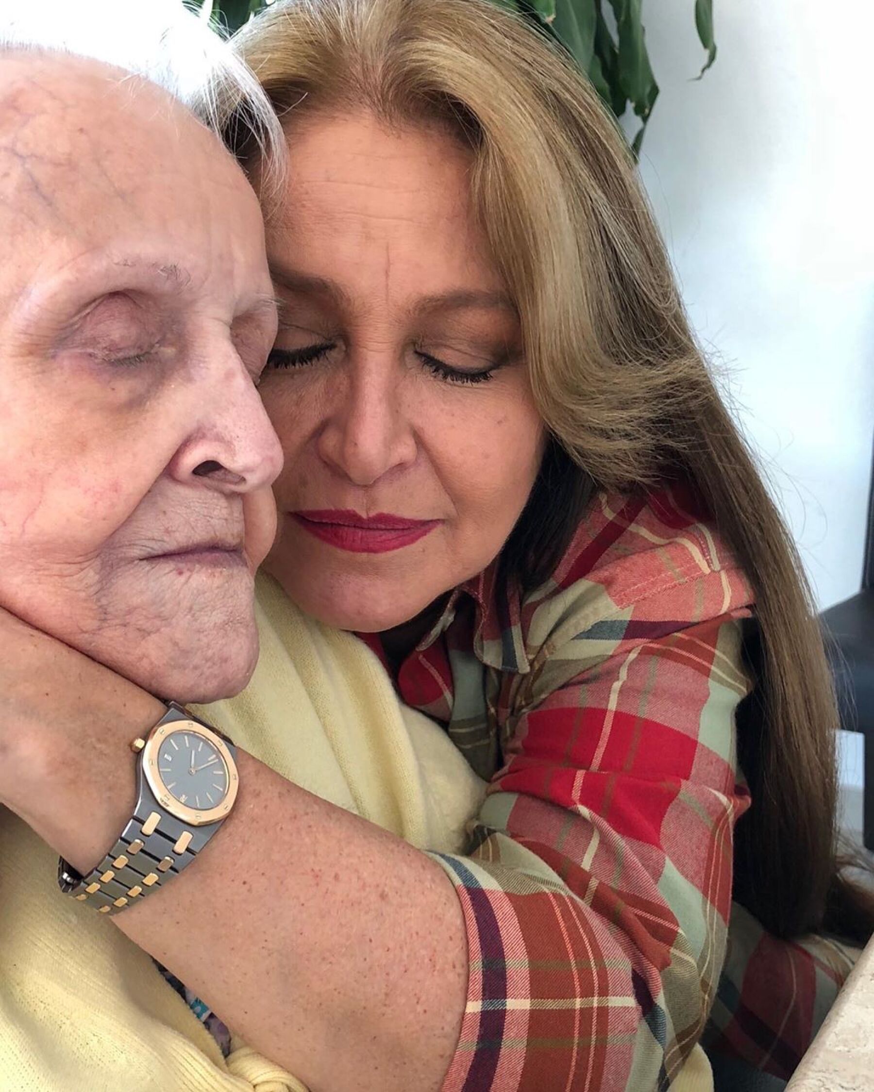 Doña Teresa y Daniela Romo