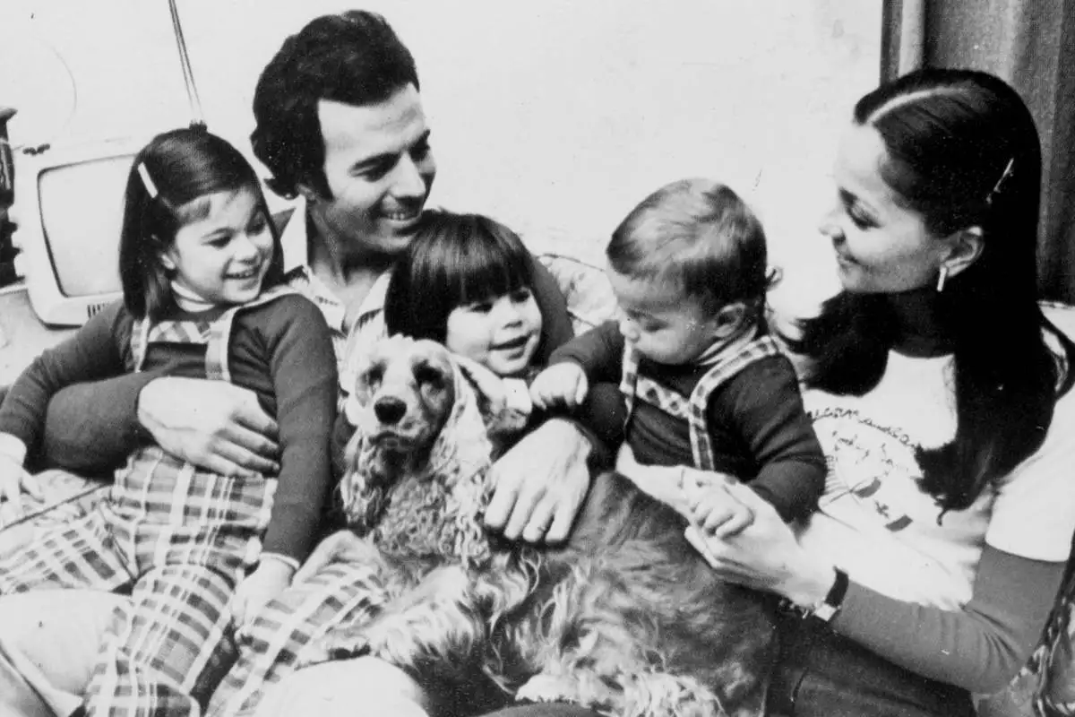 julio-iglesias-hijos.jpg