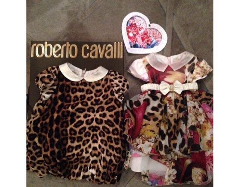 Roberto Cavalli le envió estos trajes a la pequeña North.