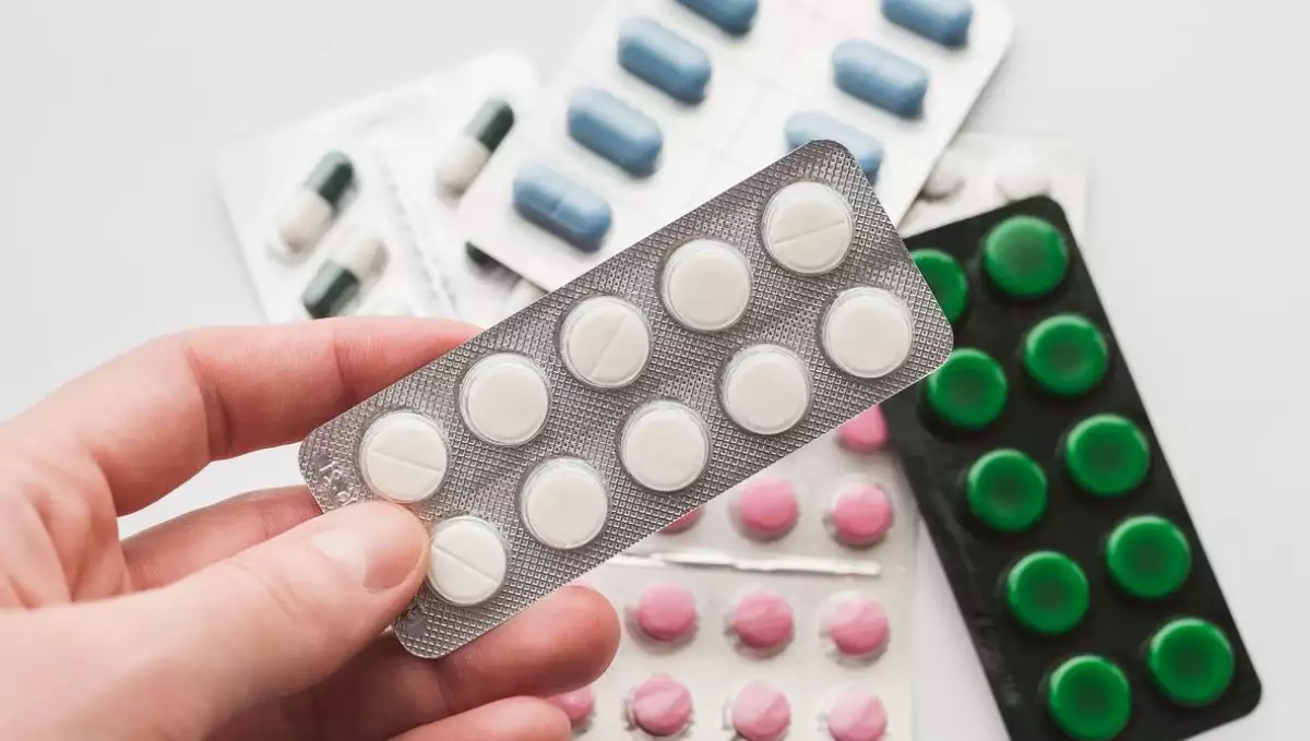 ¿Tu medicamento está maltratado? Podría ser falsificado, así puedes detectarlo y denunciarlo a Cofepris