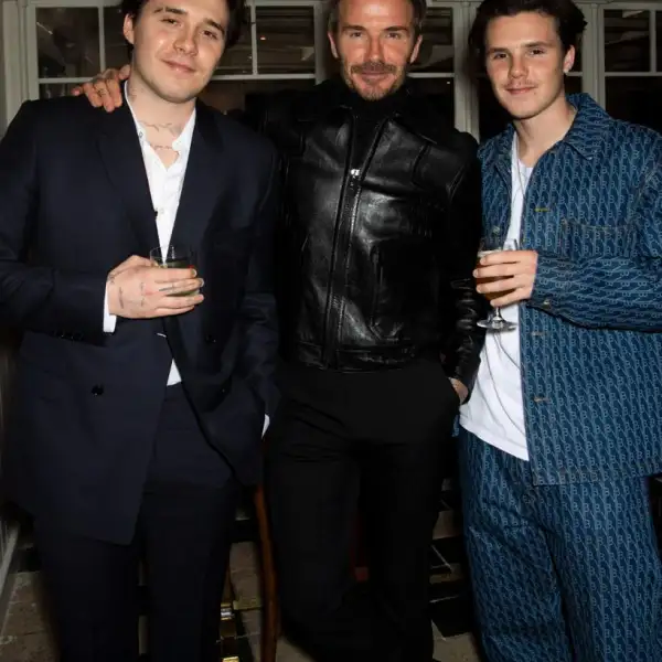 VB AW23 COCKTAILS    48.jpeg