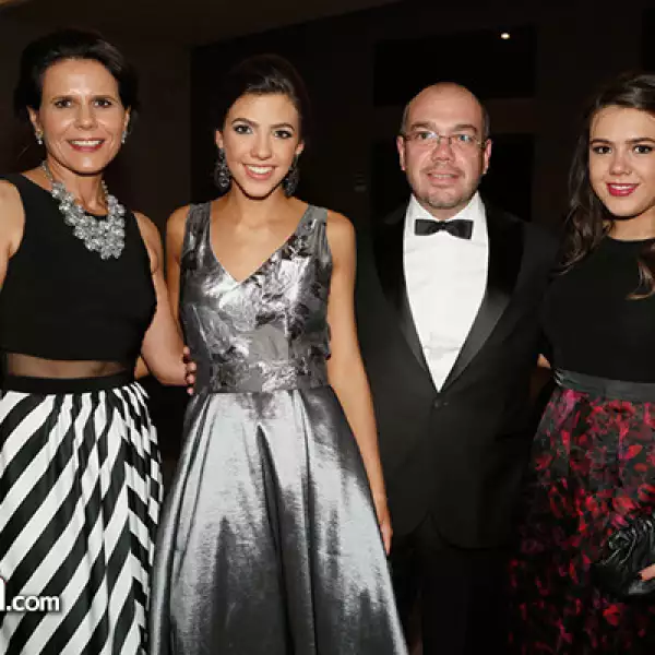 Pilar, Fernanda, Luis y Ximena Bonilla