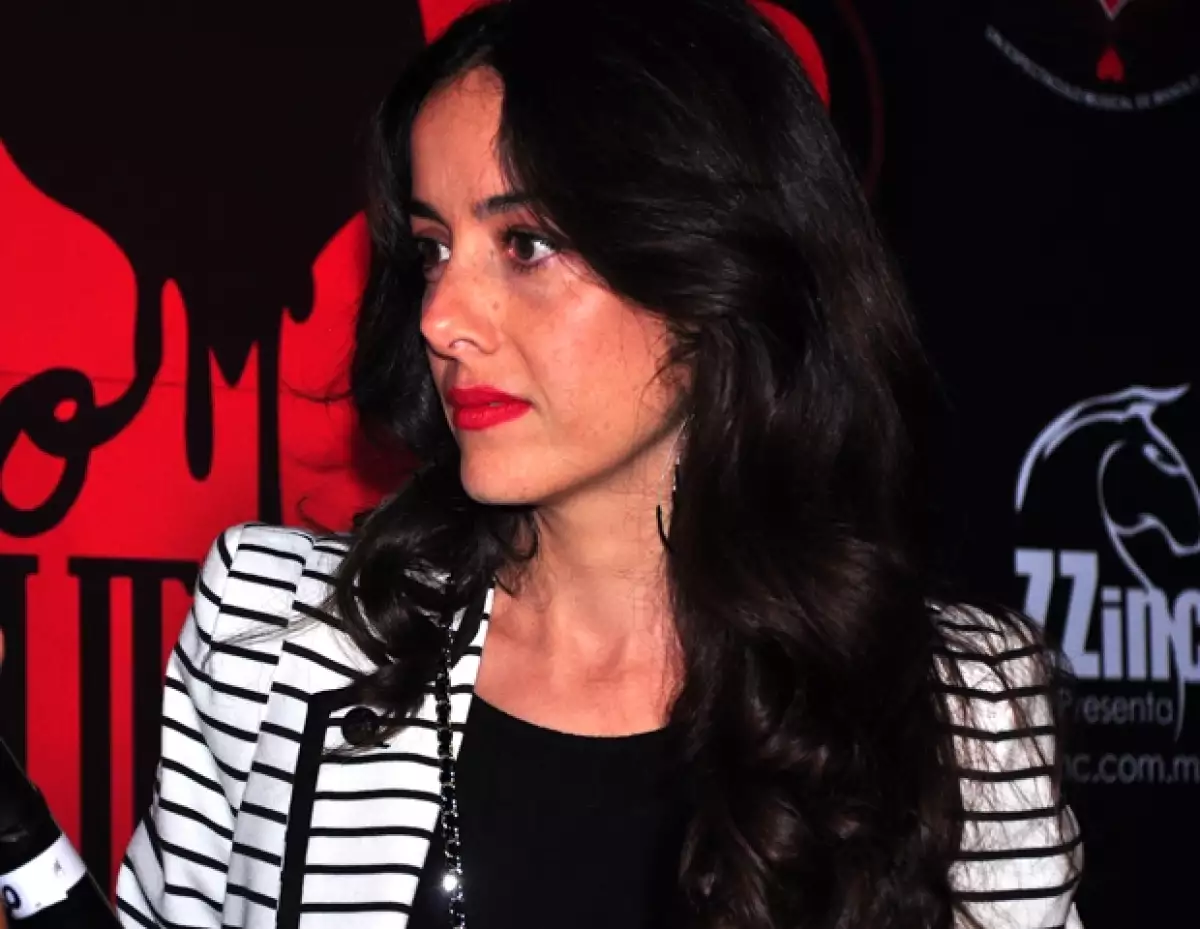 Cecilia Suárez resaltó la creatividad del director de la puesta en escena, Manolo Caro y aplaudió la labor actoral de Alan Estrada y de González.