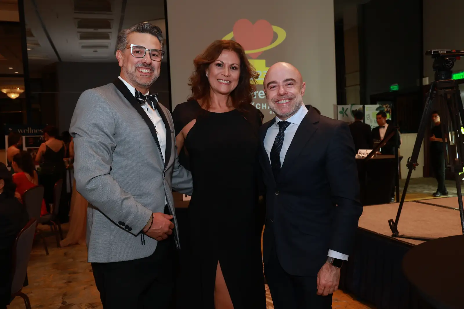 Ernesto Rowe, Nora Fuentes  y Ángel López 