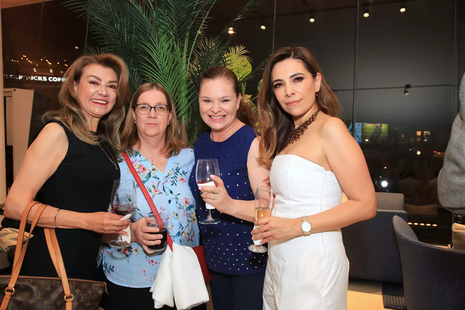 Lupita Ramírez, Guadalupe Cortes, Cristiana Úlloa y Regina Arm