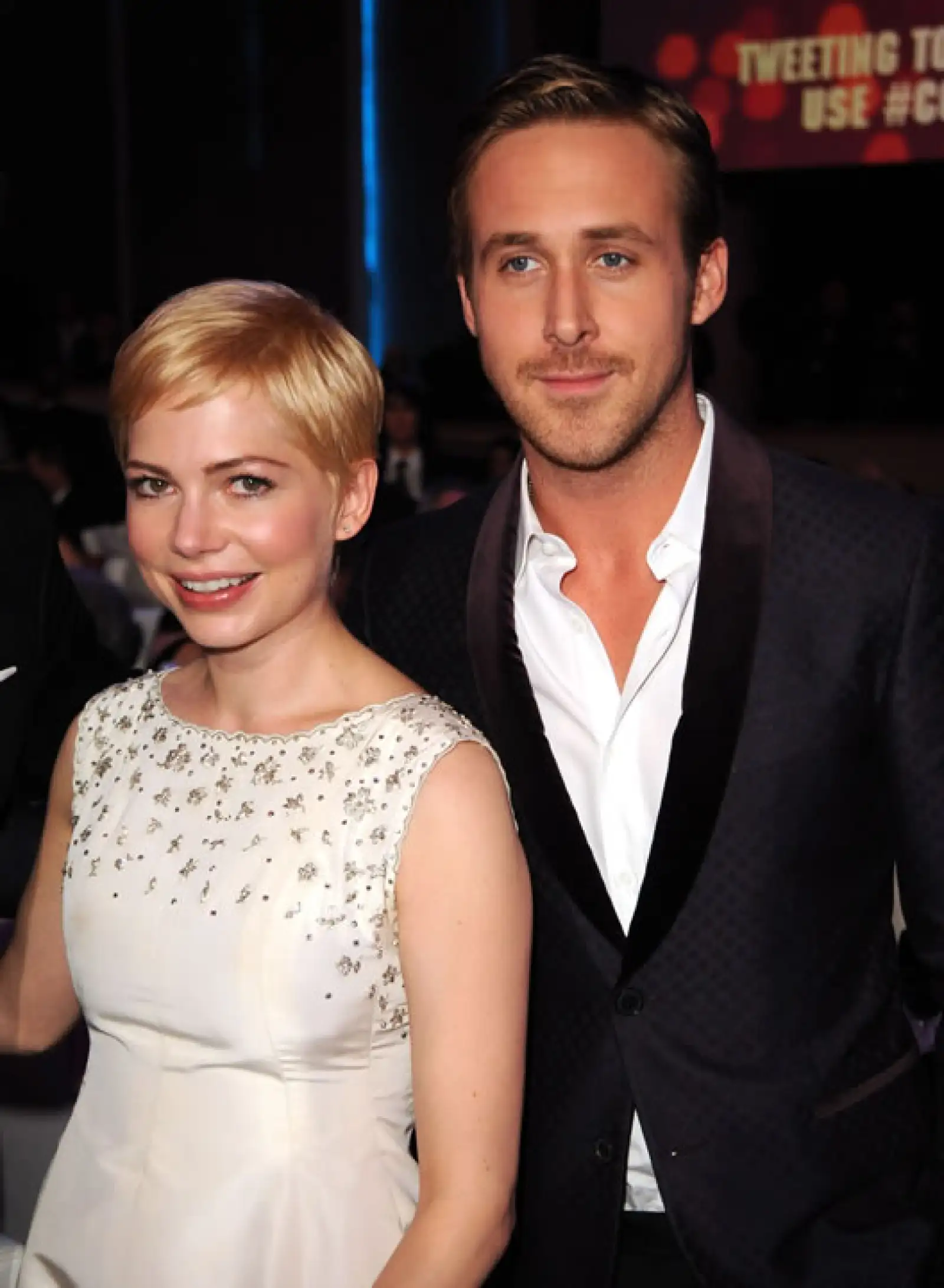 La actriz Michelle Williams y el guapo Ryan Gosling pensaron que vivirían juntos una semana para meterse en sus roles de la película `Blue Valentine´, pero la semana se convirtió en un mes.
