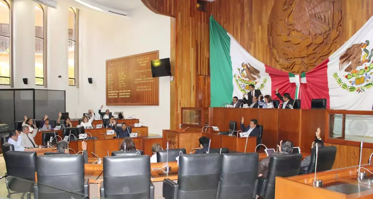 La coalición conformada por el tricolor, el Verde Ecologista y Nueva Alianza se perfila para obtener la mayoría en el congreso local.