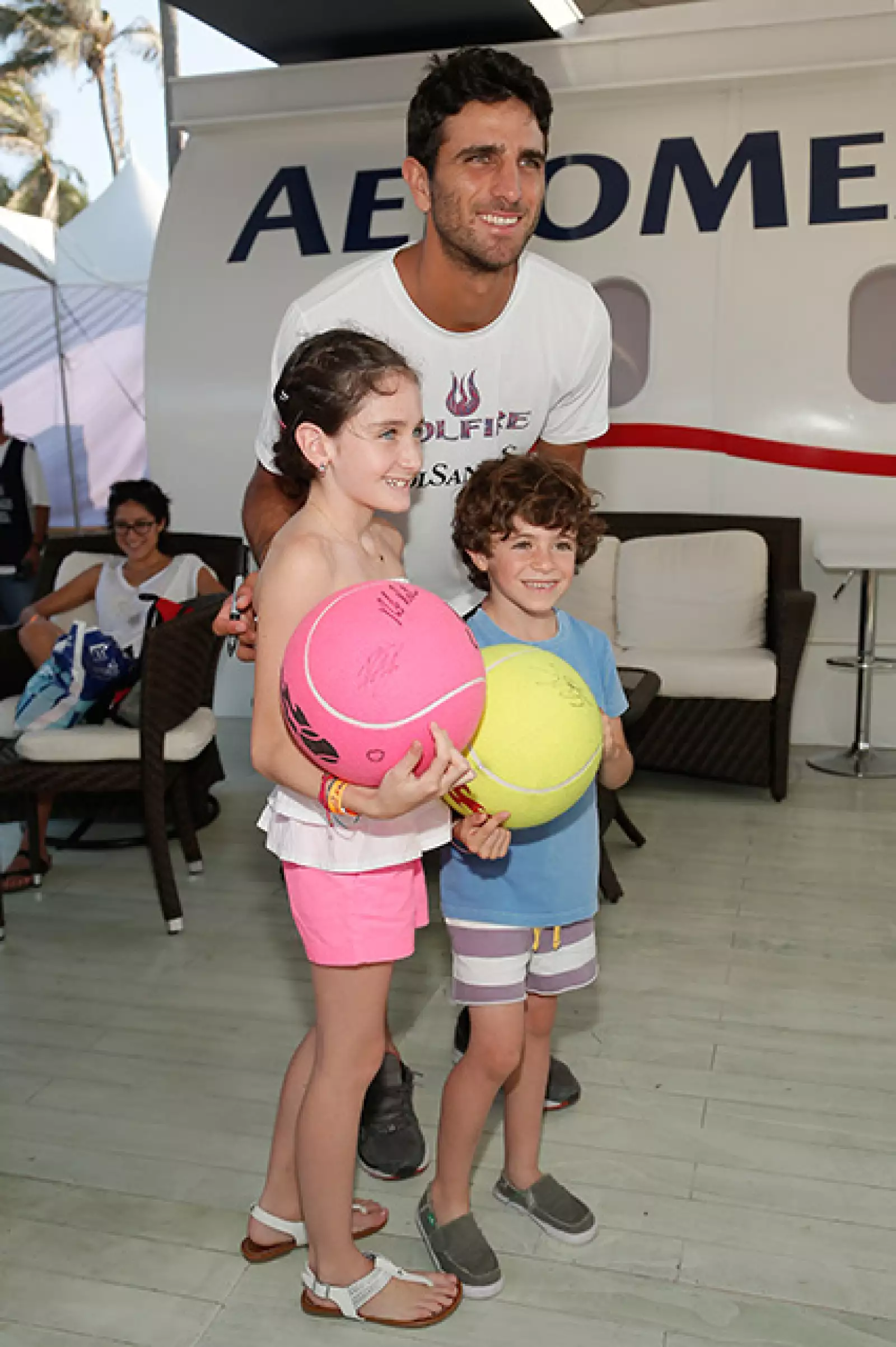 Robert Farah, Bosco y Constanza Alonso