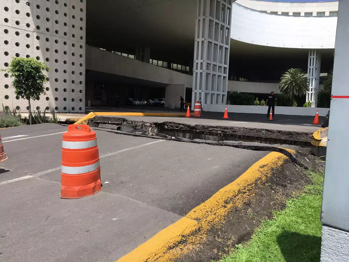 Terremoto, aeropuerto