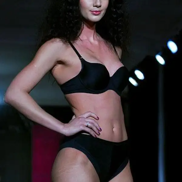 PASARELA LENCERIA LIVERPOOL