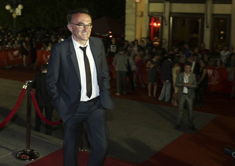El director británico Danny Boyle llegando a la alfombra roja de la premiere latinoamericana de `Heli´.