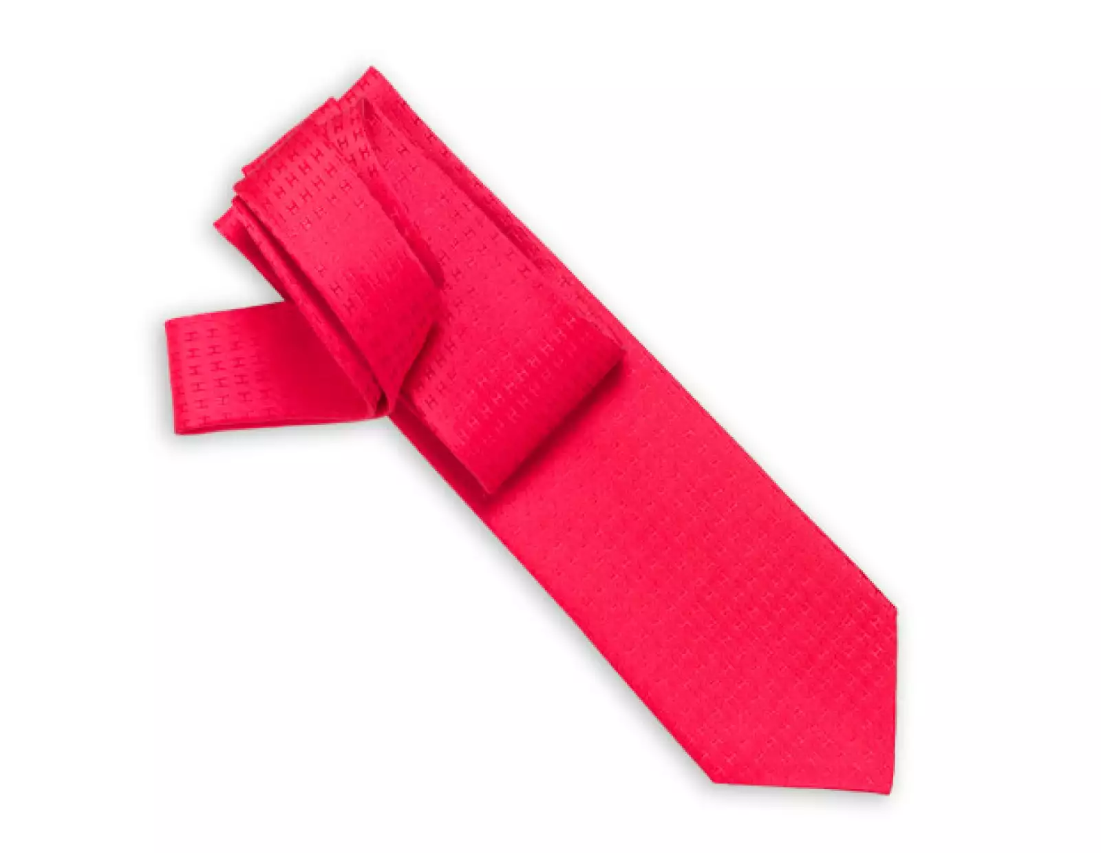 Para los más formales la casa francesa Hermés propone corbatas confeccionadas en seda en colores solidos.