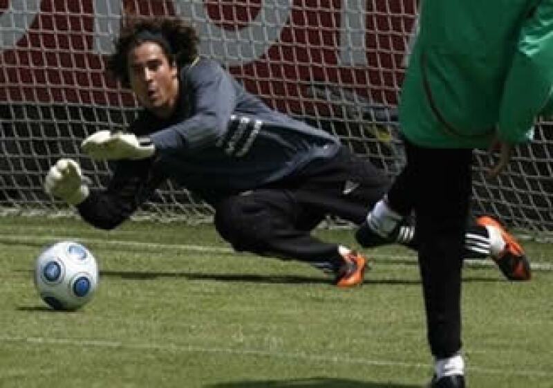 El Tri pelea por participar en la Copa del Mundo Sudáfrica 2010. (Foto: AP)