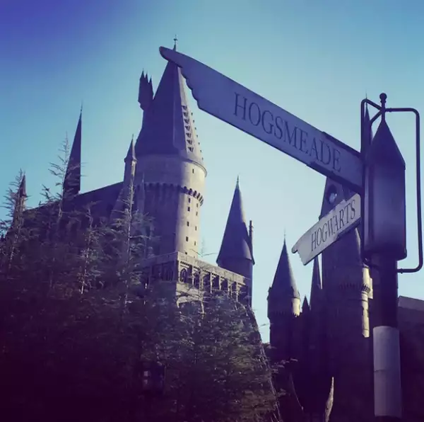 La familia no perdió la oportunidad de recorrer el mundo de Harry Potter en los Universal Studios.