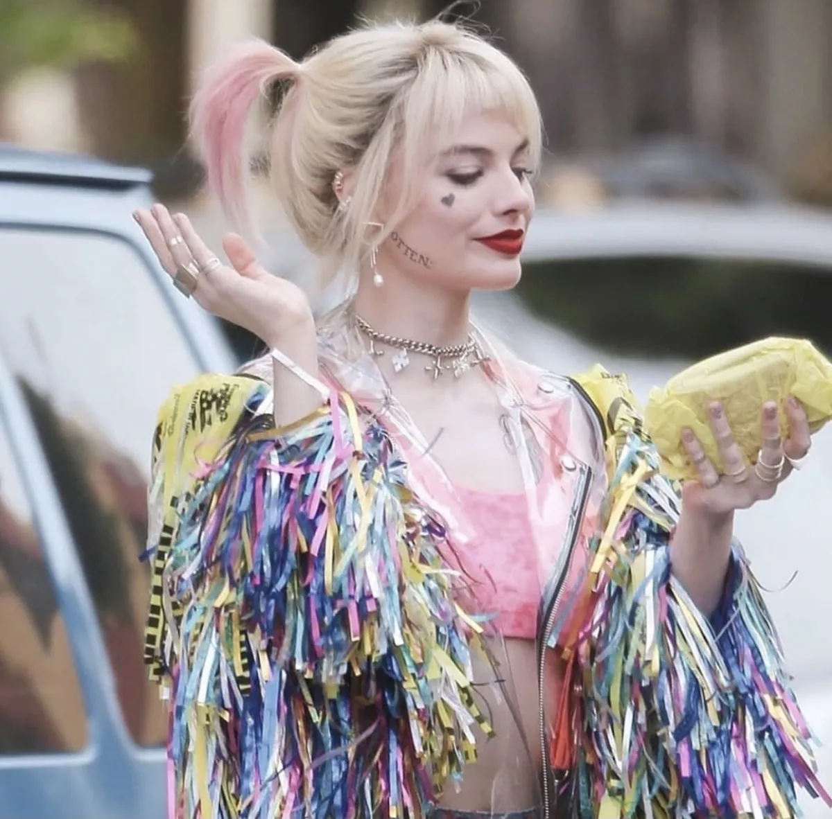 Margot Robbie es amante de la comida chatarra
