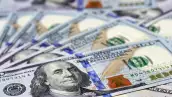 El peso cerró la sesión perdiendo 1.7% frente al dólar