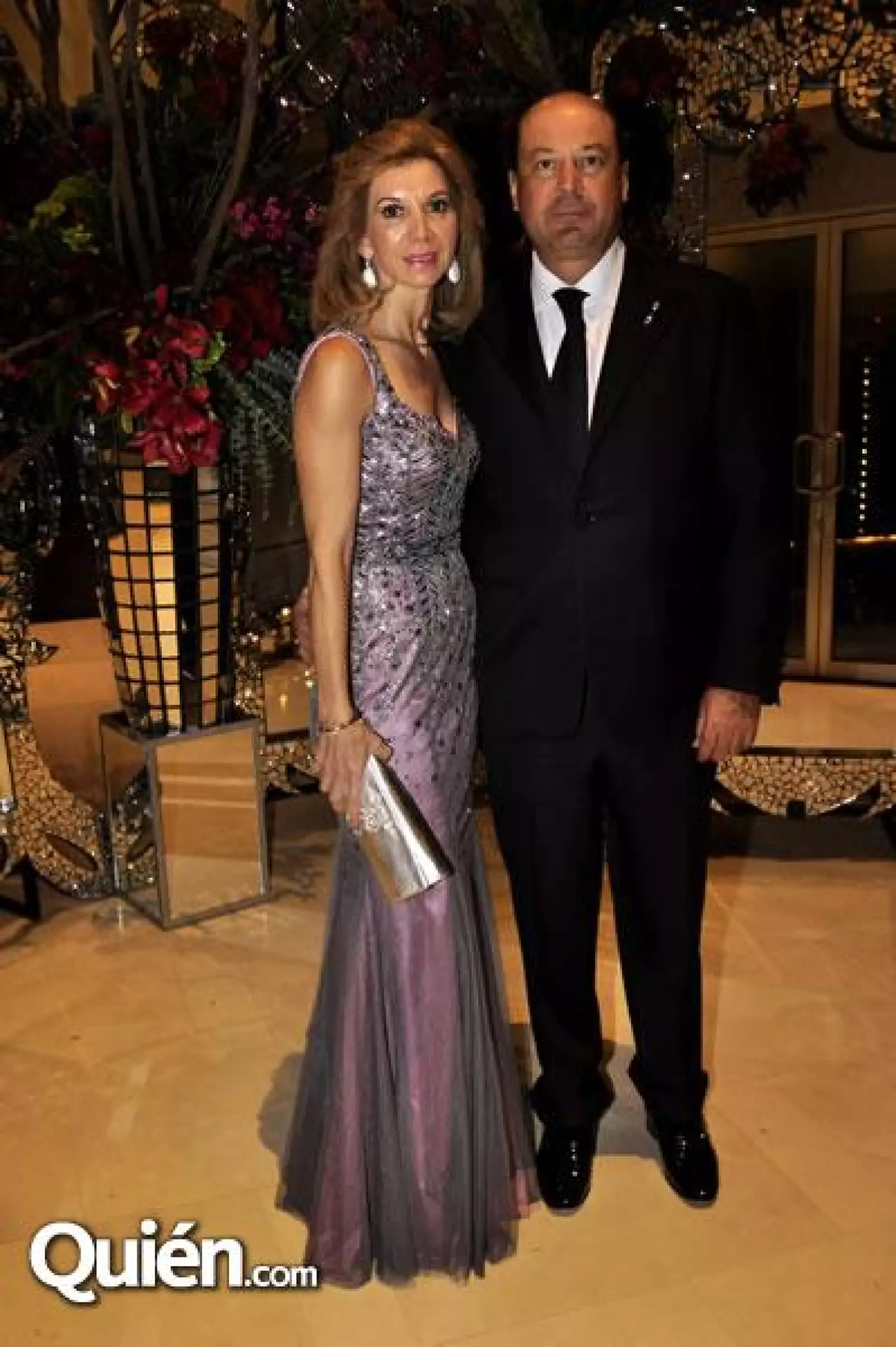 Gina de Martínez y Abelardo Martínez