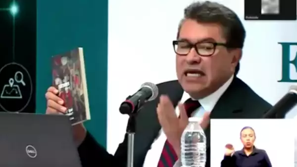 Ricardo Monreal_libro.jpg