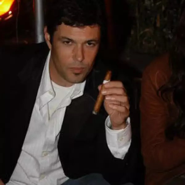 Carlos Bernard
