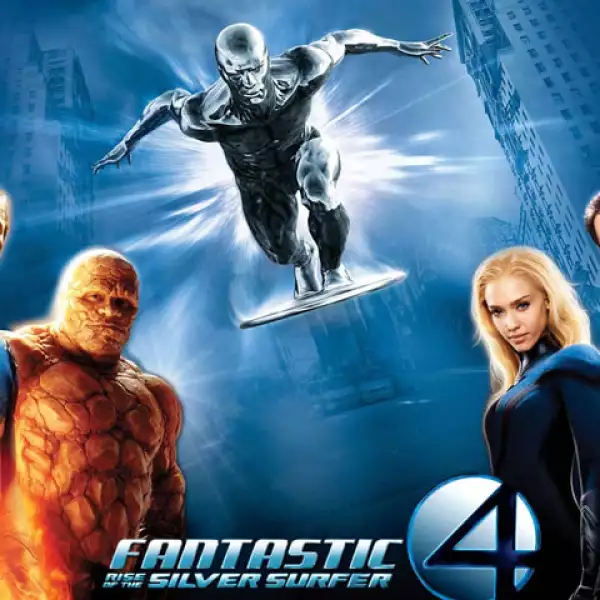 Reed Richards, Sue Storm (Jessica Alba), Johnny Storm y Ben Grimm se convirtieron en Los 4 Fantásticos tras un accidente abordo de una estación especial, resultaron contaminados y se modificó su ADN.