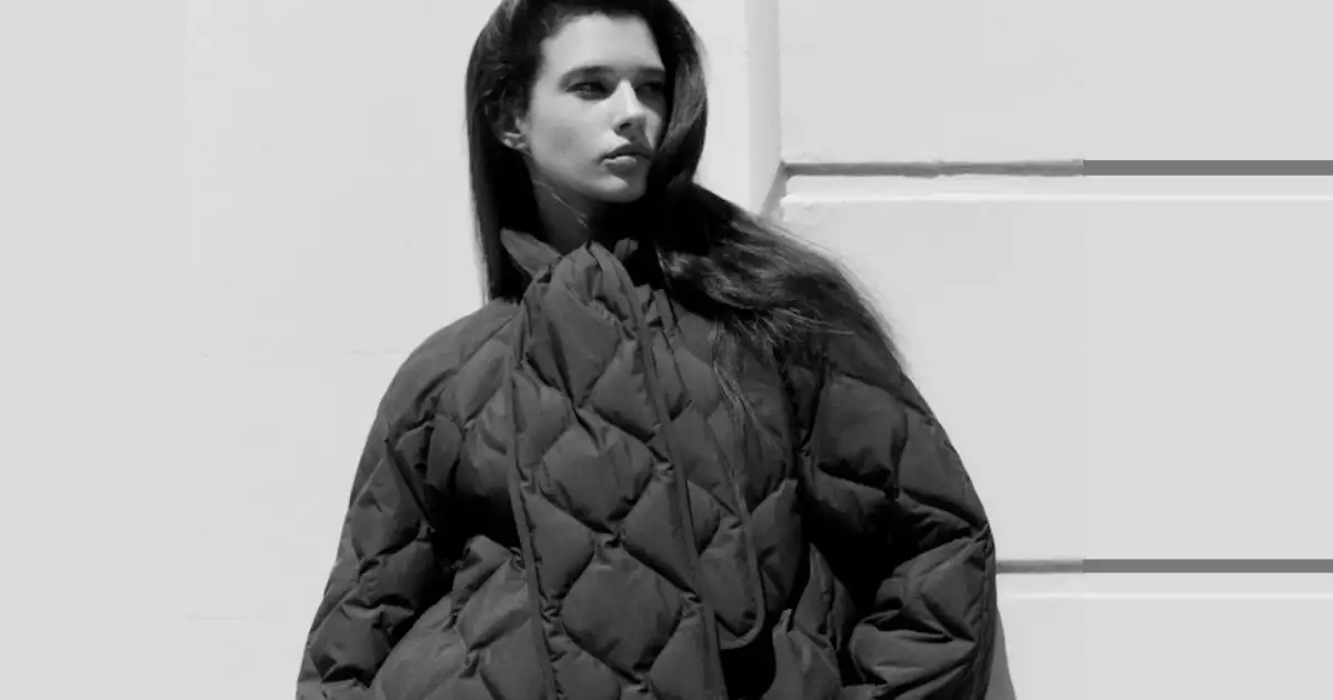 COS lanza un armario invernal los esenciales para esta temporada.    