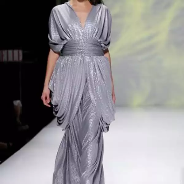 Pasarela Elle Vianet Covarrubias