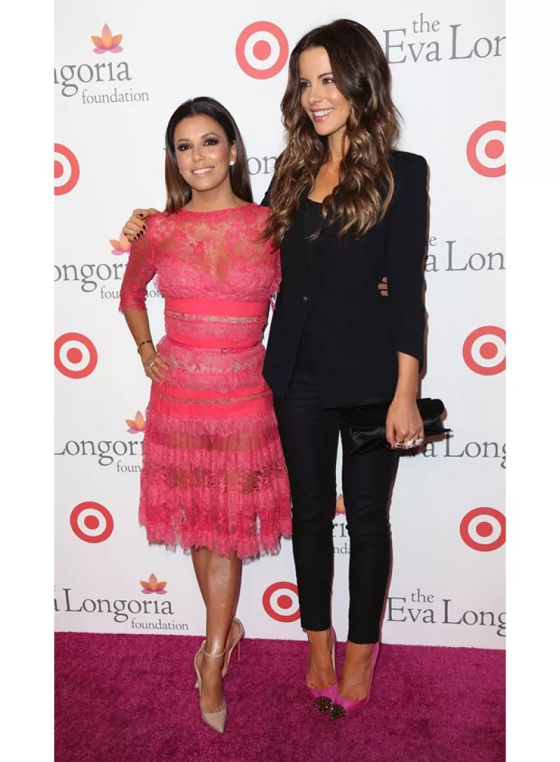 Los actores mexicanos desfilaron por la alfombra roja de la cena que tuvo como anfitriona a Eva Longoria en el restaurante Beso en Hollywood.