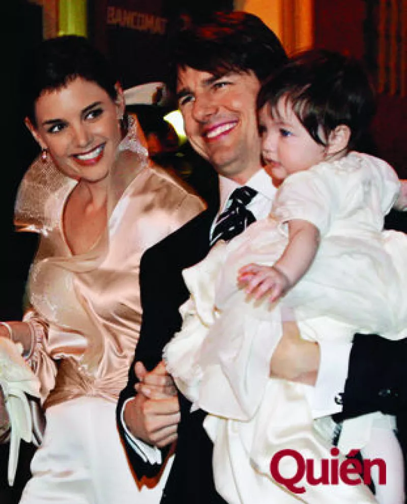 Katie Holmes, Tom Cruise, Suri Cruise Holmes