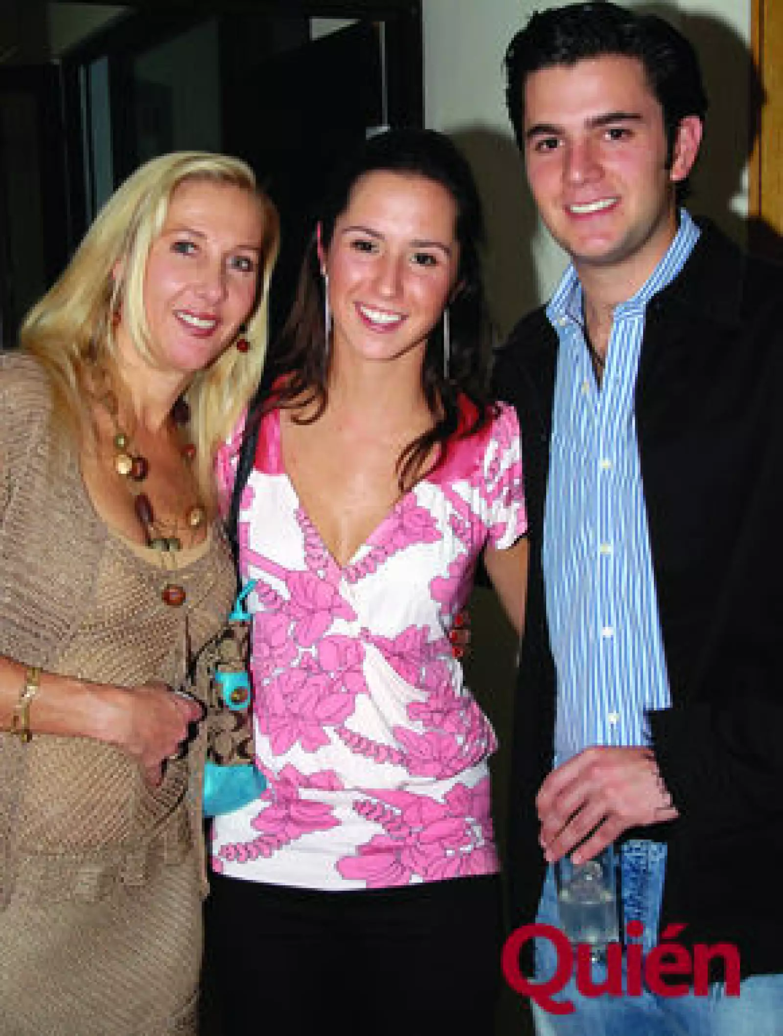 Dolores Obregón, Mariana Vega, Juan Gavito