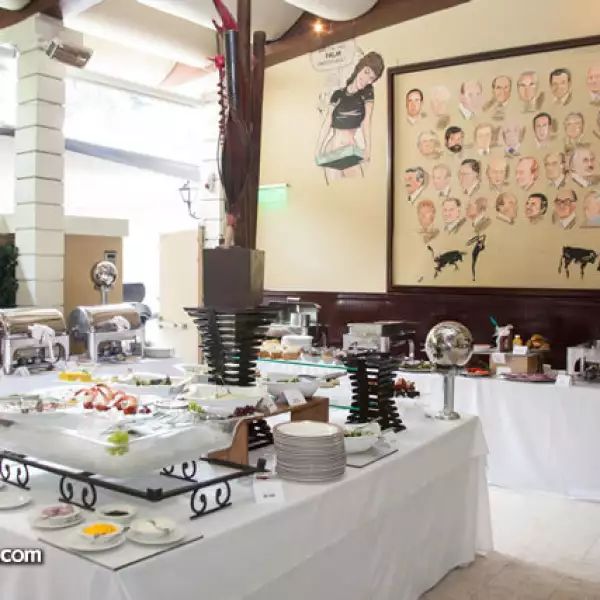 Final de Champions League en la terraza del restaurante Palm