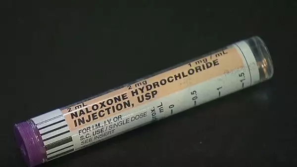 naloxona, sobredosis, heroina, efectos, inyeccion, farmaco, medicina, estados unidos, muerte, socorristas, tecnicos