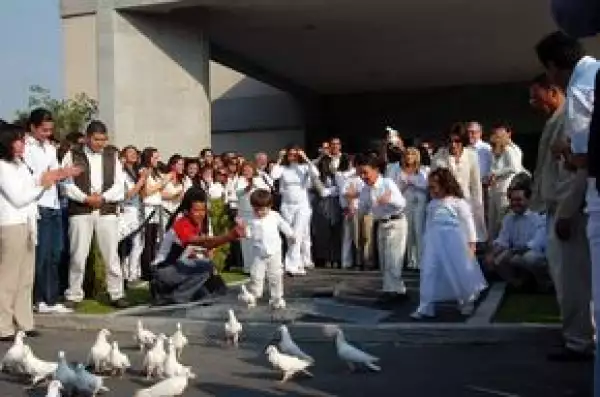Varias palomas se soltaron en honor a Silvia y a la paz.