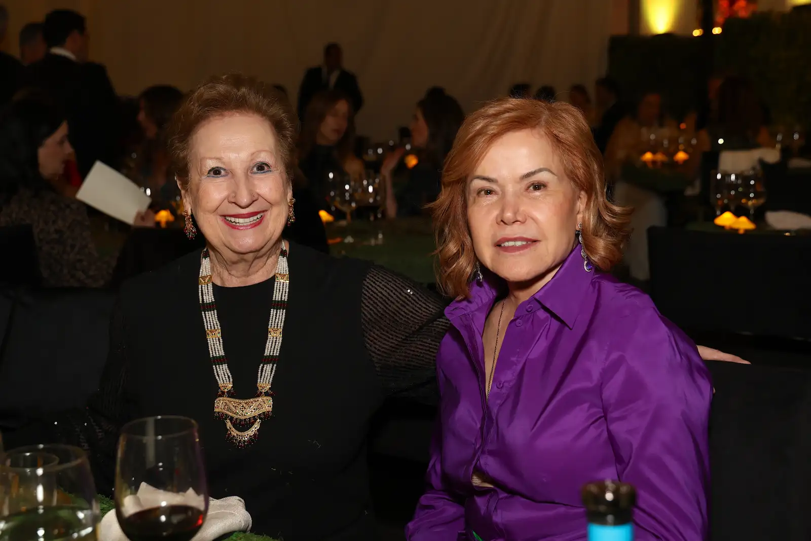 Alejandra Sada y Esther Cueva de Sada 