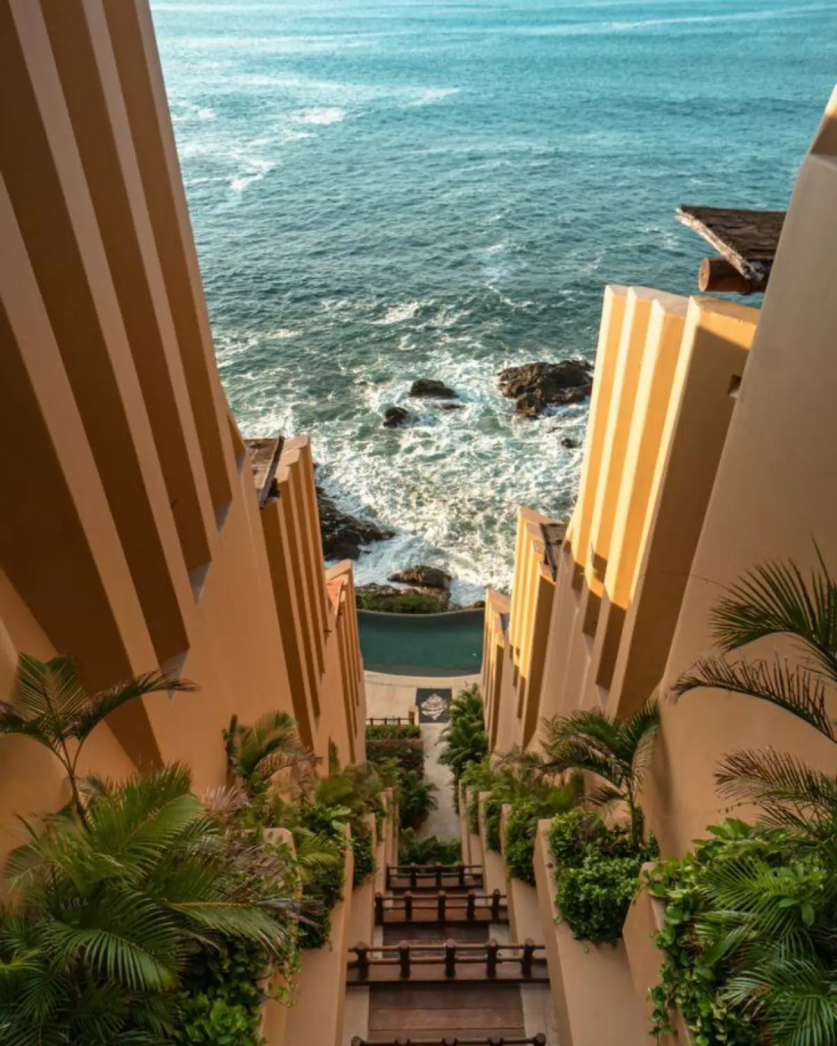 Ixtapa Zihuatanejo.jpg