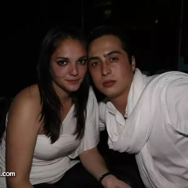 Adriana Ochoa,Ary Navarro