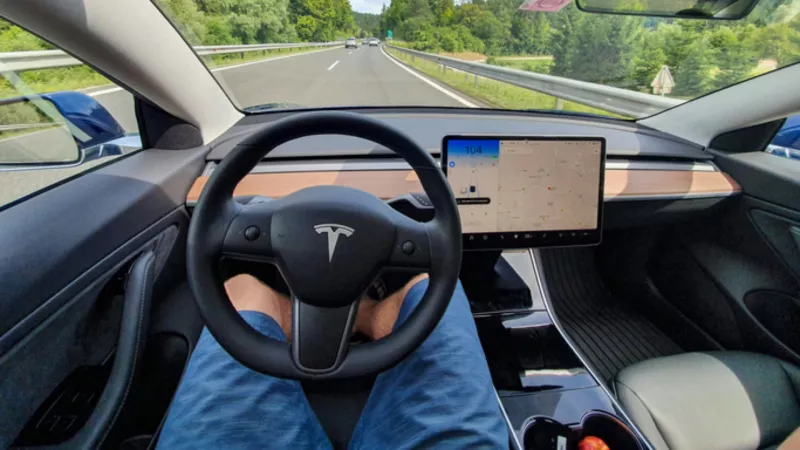 Tesla detiene su función de videojuegos