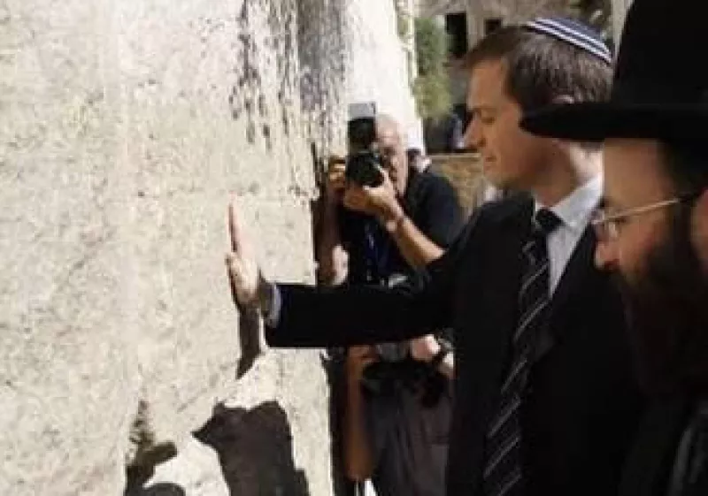 El portal no cobrará por plasmar las oraciones en el Muro de los Lamentos en Jerusalén. (Foto: Reuters)