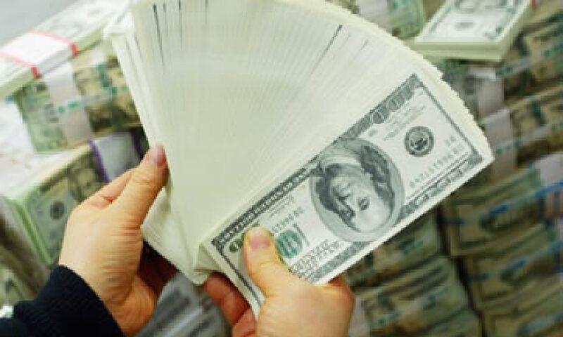 El dólar superó los 14 pesos en bancos de la Ciudad de México. (Foto: Getty Images )