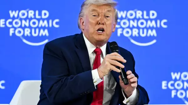 El presidente de los Estados Unidos, Donald Trump, habla durante la reunión anual del Foro Económico Mundial (FEM) en Davos el 21 de enero de 2026. El Foro Económico Mundial tiene lugar en Davos del 19 al 23 de enero de 2026.
