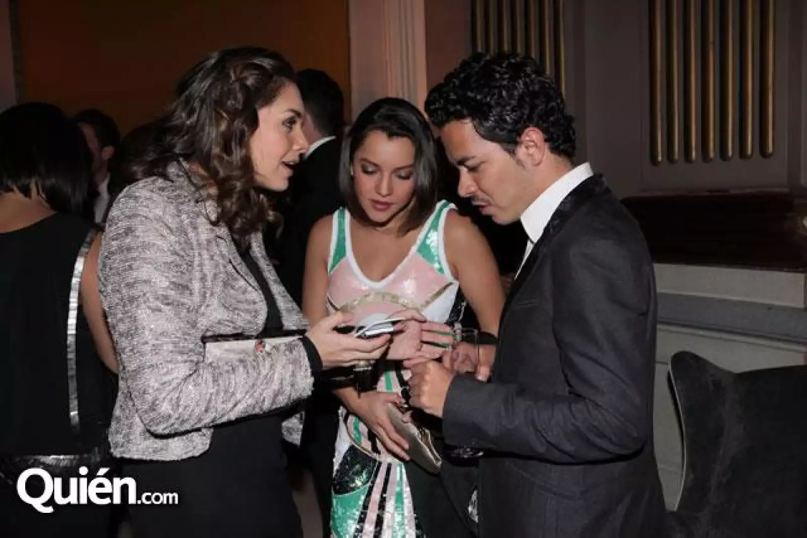María De La Fuente,Sara Maldonado,Manolo Caro