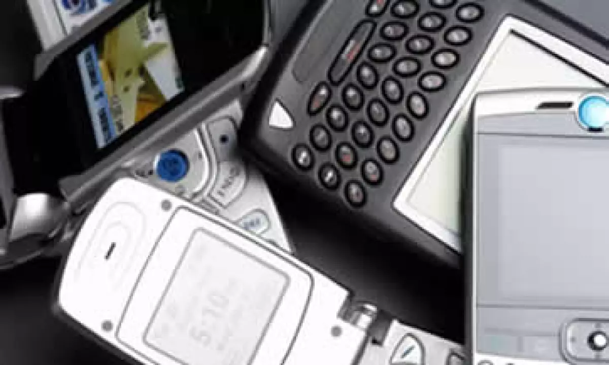 Para los operadores puede resultar muy difícil desagregar las tarifas de los servicios de telefonía que se ofrecen en paquete, dijo Mony de Swaan. (Foto: Archivo)