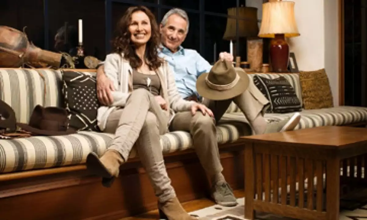 Los ex periodistas Mel y Patricia Ziegler, ahora de 67 y 63 años, respectivamente, tejieron sus hilos con el oro de las ventas minoristas. (Foto: Tomada de CNNMoney.com)