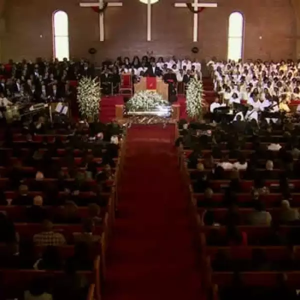 funeral de whitney houston