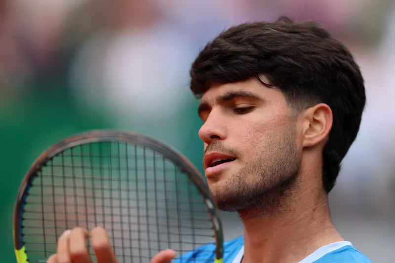 Carlos Alcaraz anuncia su baja de Roland Garros por lesión