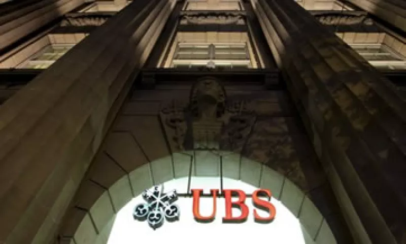 UBS fue el primer banco en reportar supuestas adulteraciones a la tasa Libor.  (Foto: Reuters)