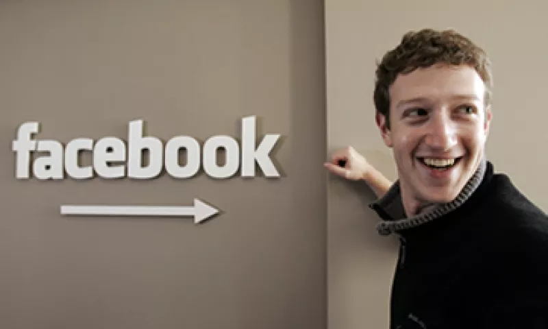 El número de visitantes de Facebook creció 7% interanual en Reino Unido. (Foto: AP)