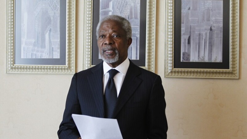 kofi annan lee una declaracion tras su visita a siria