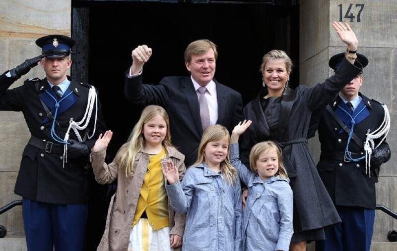 La familia real un día antes de que Máxima y Guillermo fueran nombrados reyes.